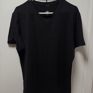 Alo 7” Conquer Reform Crewneck Short Sleeve – Size M – Black